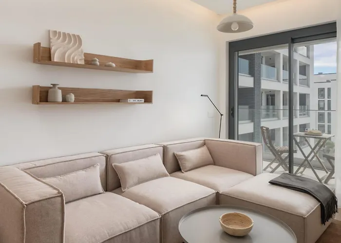 Acqua Vi By An Island *