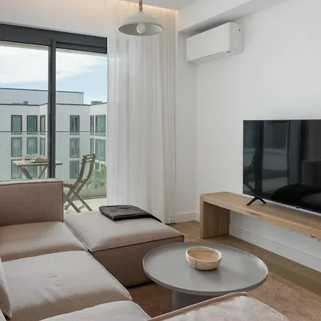 Acqua Vi By An Island Apartament